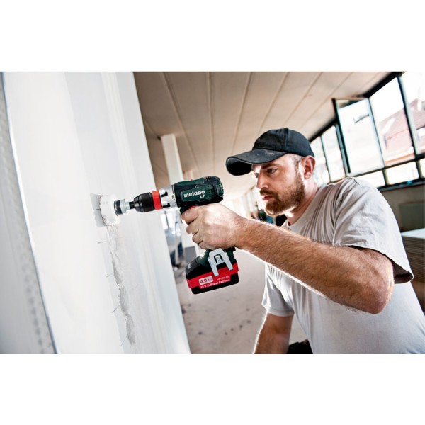 Аккумуляторная дрель-шуруповерт Metabo BS 18 LT Quick, 2x4.0 Ah, ASC 55, MetaBox