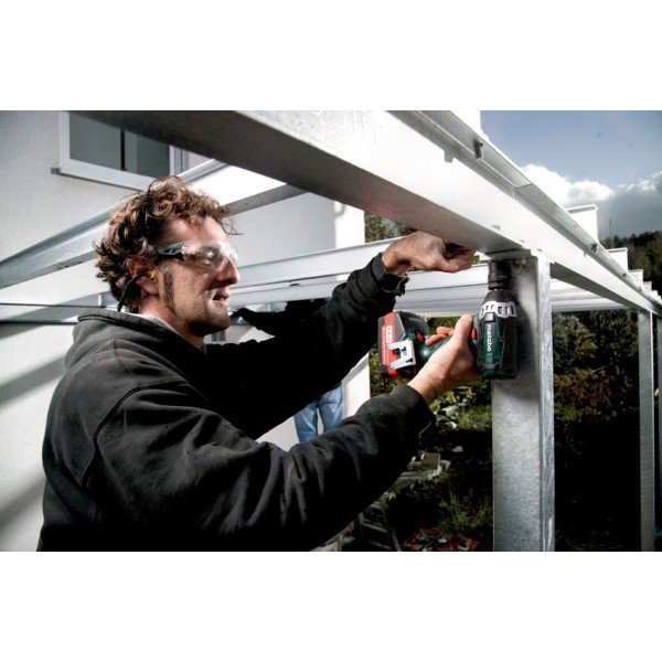 Аккумуляторный ударный гайковерт Metabo SSW 18 LTX 200