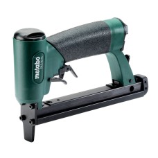 Пневматический скобозабиватель Metabo DKG 80/16
