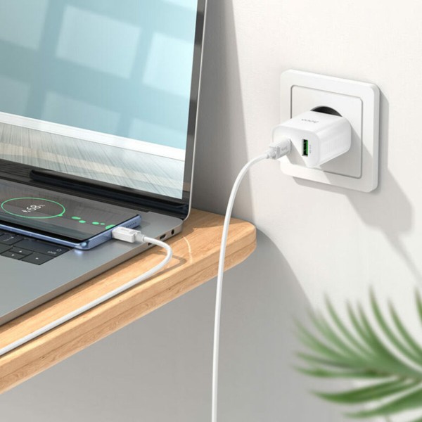 Мережевий зарядний пристрій HOCO C80A Plus Rapido PD20W+QC3.0 charger set(Type-C to Type-C) White (6931474779908)