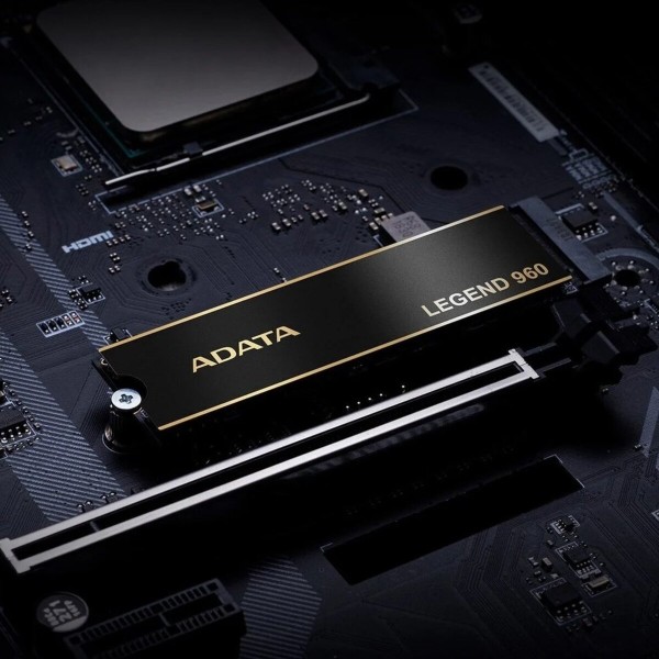 Накопичувач SSD M.2 ADATA LEGEND 960 1TB 2280 PCIe Gen 4x4 3D NAND Read/Write: 7400/6000 MB/sec (ALEG-960-1TCS)