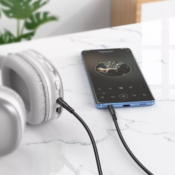 Аудіокабель HOCO UPA24 Smooth AUX audio cable Black (6931474789136)