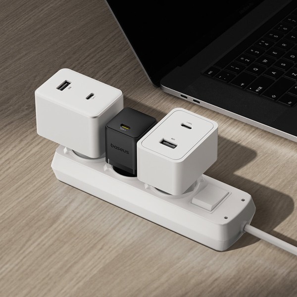 Мережевий зарядний пристрій Baseus Palm Fast Charger 1C 30W EU Cluster Black (P10111605113-00)