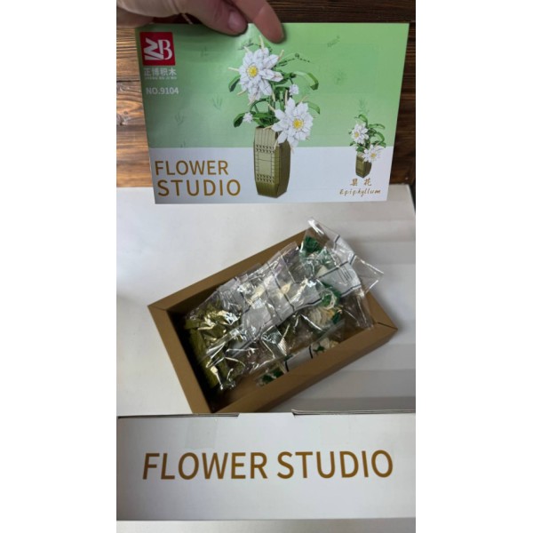 Дитячий конструктор "Квіти Epiphyllum" Flower Studio 9104A 571 деталь