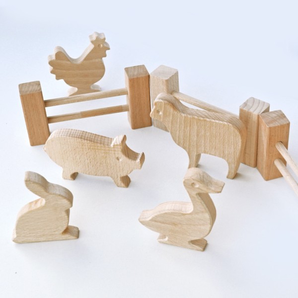 Деревянный игровой набор "Фигурки животных" Igroteco 900521, 17 деталей