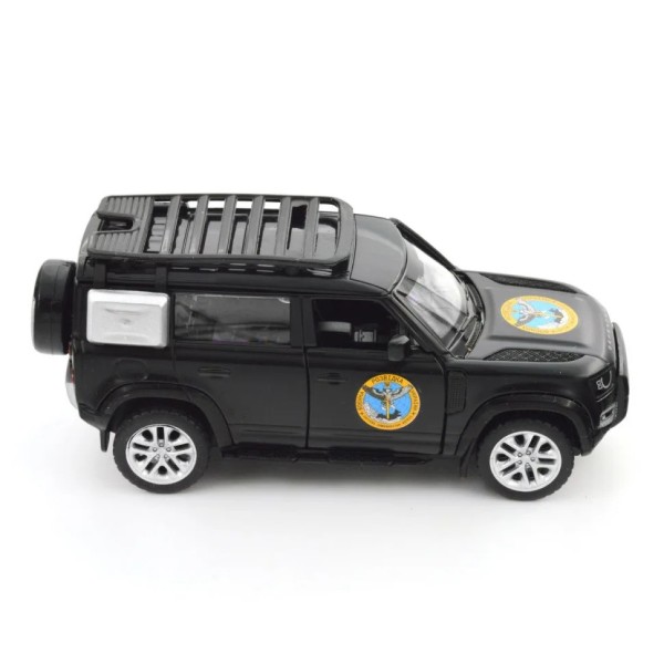 Автомодель серии "Шевроны Героев" Land Rover Defender 110 "ГУР МО" TechnoDrive 250364M