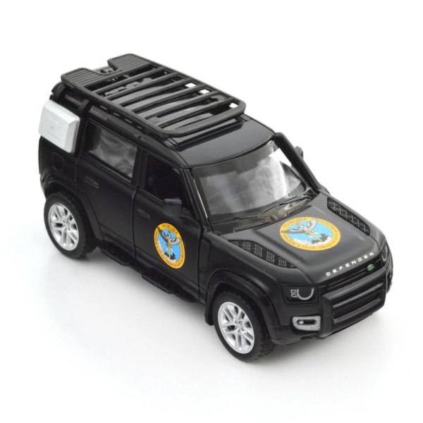 Автомодель серии "Шевроны Героев" Land Rover Defender 110 "ГУР МО" TechnoDrive 250364M