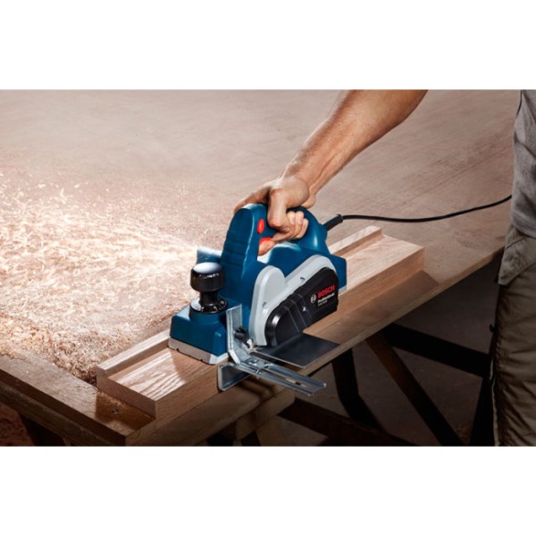 Электрорубанок Bosch GHO 6500 Professional