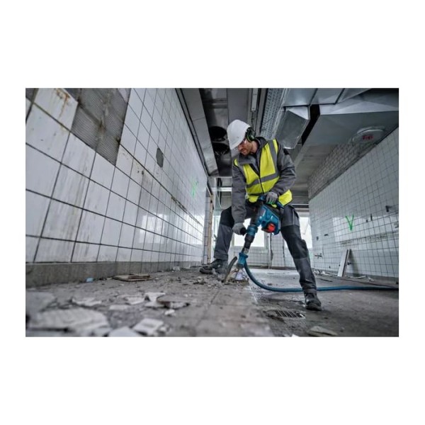 Акумуляторний перфоратор Bosch GBH 18V-40 C без акб і зп