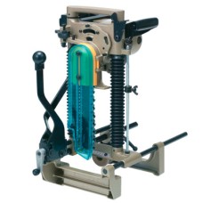 Пазоріз Makita 7104 L