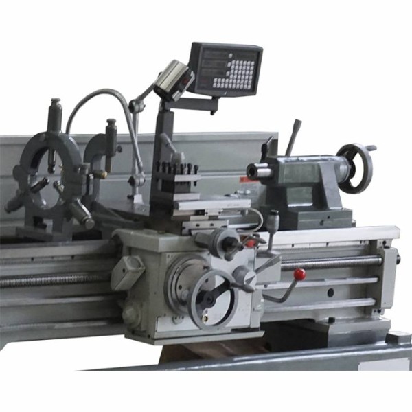 Токарно-винторезный станок FDB Maschinen Turner 410x1500W-DPA