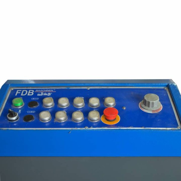 Ленточная пила по металлу FDB Maschinen SGA 370 G