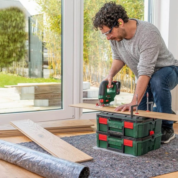 Лобзик акумуляторний Bosch Universal Saw 18V-100 без акб і з/п