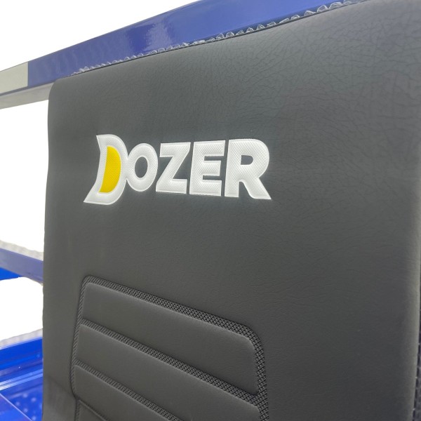 Бензиновий трицикл DOZER Model 200